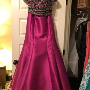 Ellie Wilde Dresses - Ellie Wilde NWOT size 12 Ellie Wilde Dresses - Ellie Wilde NWOT size 12